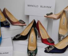 Туфлі Manolo Blahnik (34 фото): популярні моделі, весільні, скільки коштують знамениті туфлі